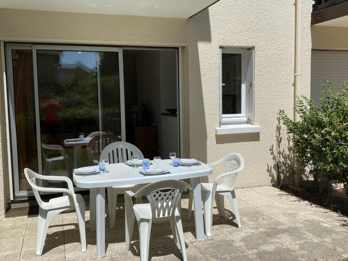 Cabourg : Studio Rez-De-Jardin Proche Plage, Animaux Acceptes, Tv, Wi-Fi Optionnel - Fr-1-487-331 Apartment Exterior photo